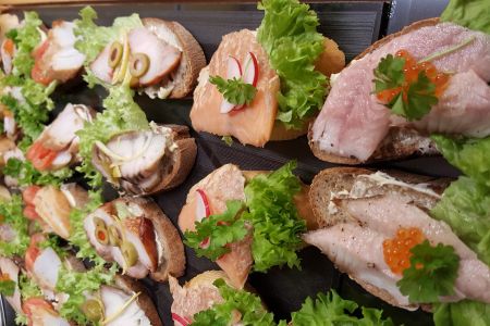 Räucherfisch- Canapes.jpg