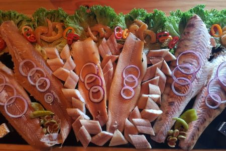 Räucherfischfilet-Platte.jpg